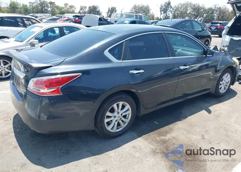 2014 Nissan Altima 2.5 S из США, поврежденный, VIN 1N4AL3AP6EN243692